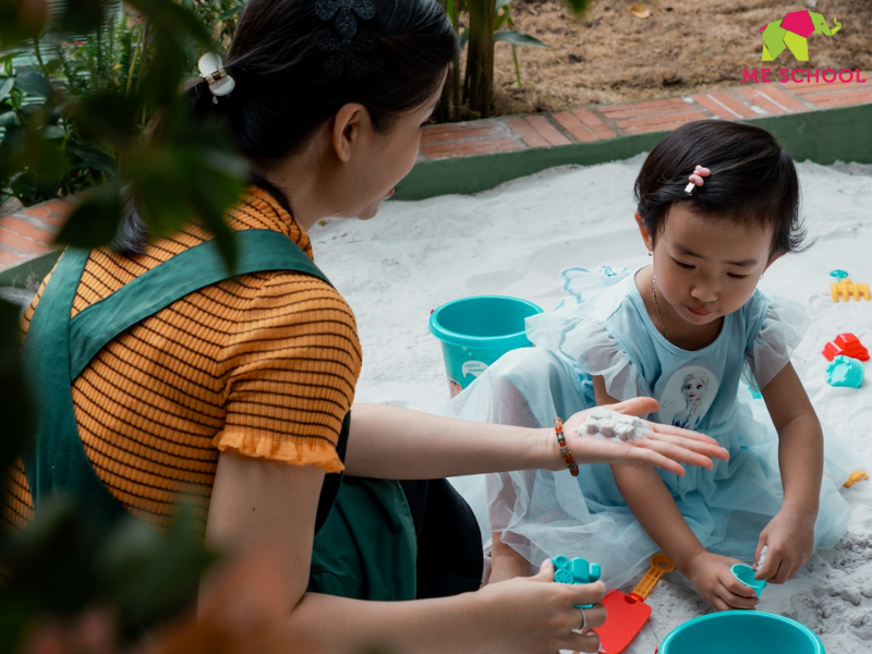 trẻ 4 tuổi học gì ở trường mầm non