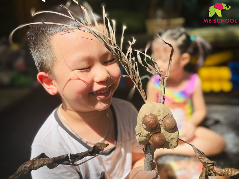 vận động tinh là gì