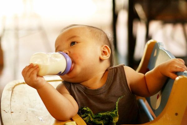 Hướng dẫn cách dùng Vitamin D3 cho trẻ sơ sinh