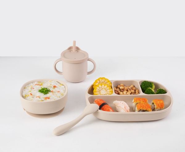 Bộ ăn dặm silicone Mama’s Choice