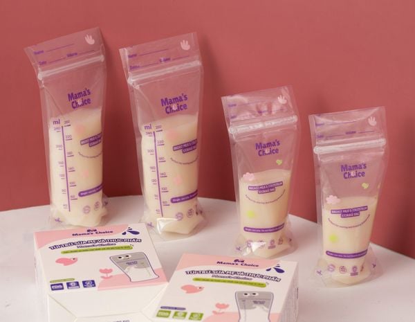 Cách mang sữa mẹ cho bé khi ra ngoài