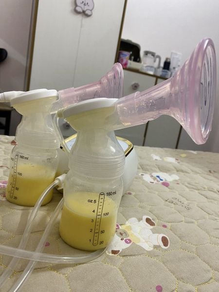 Feedback về phễu silicone Mama's Choice