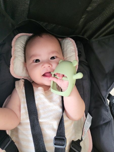 Gặm nướu silicone Mama’s Choice