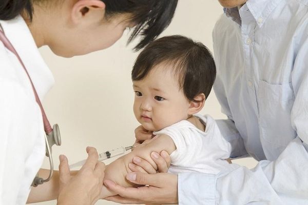 Tiêm vaccine cúm đều đặn