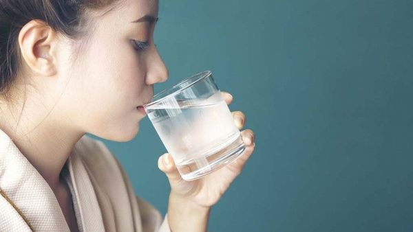 Uống đủ nước