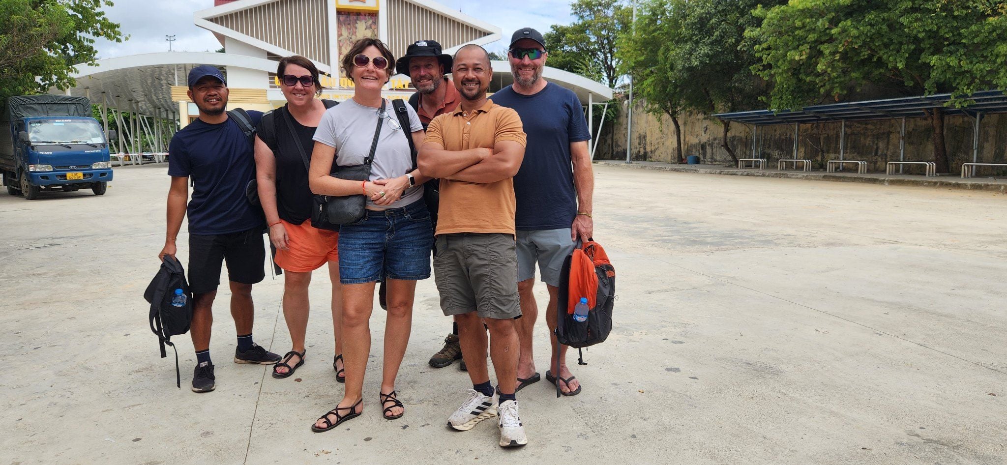 CYCLING SLOWLY THROUGH VIETNAM’S MOUNTAINS TOGETHER