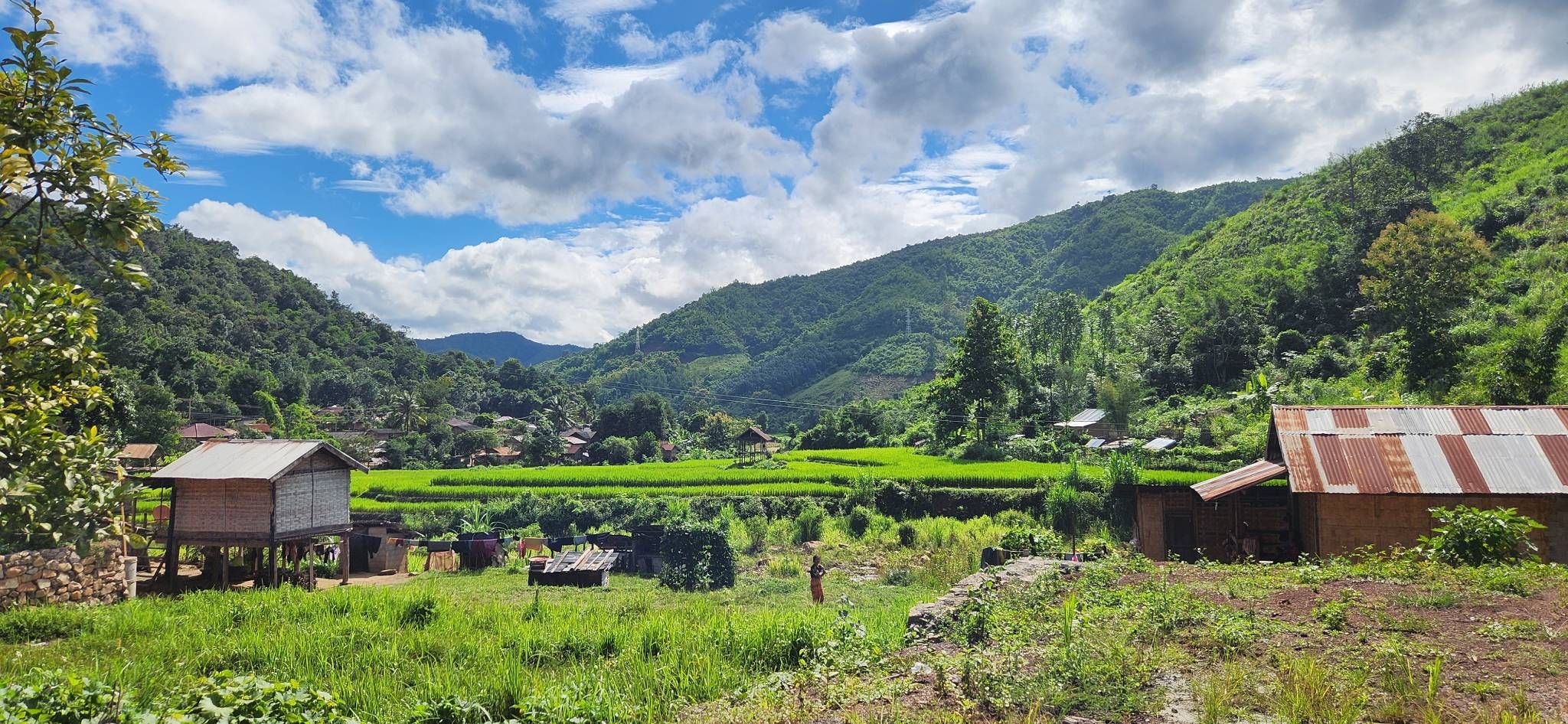 CYCLING THROUGH THE MOUNTAINS OF NORTHERN VIETNAM