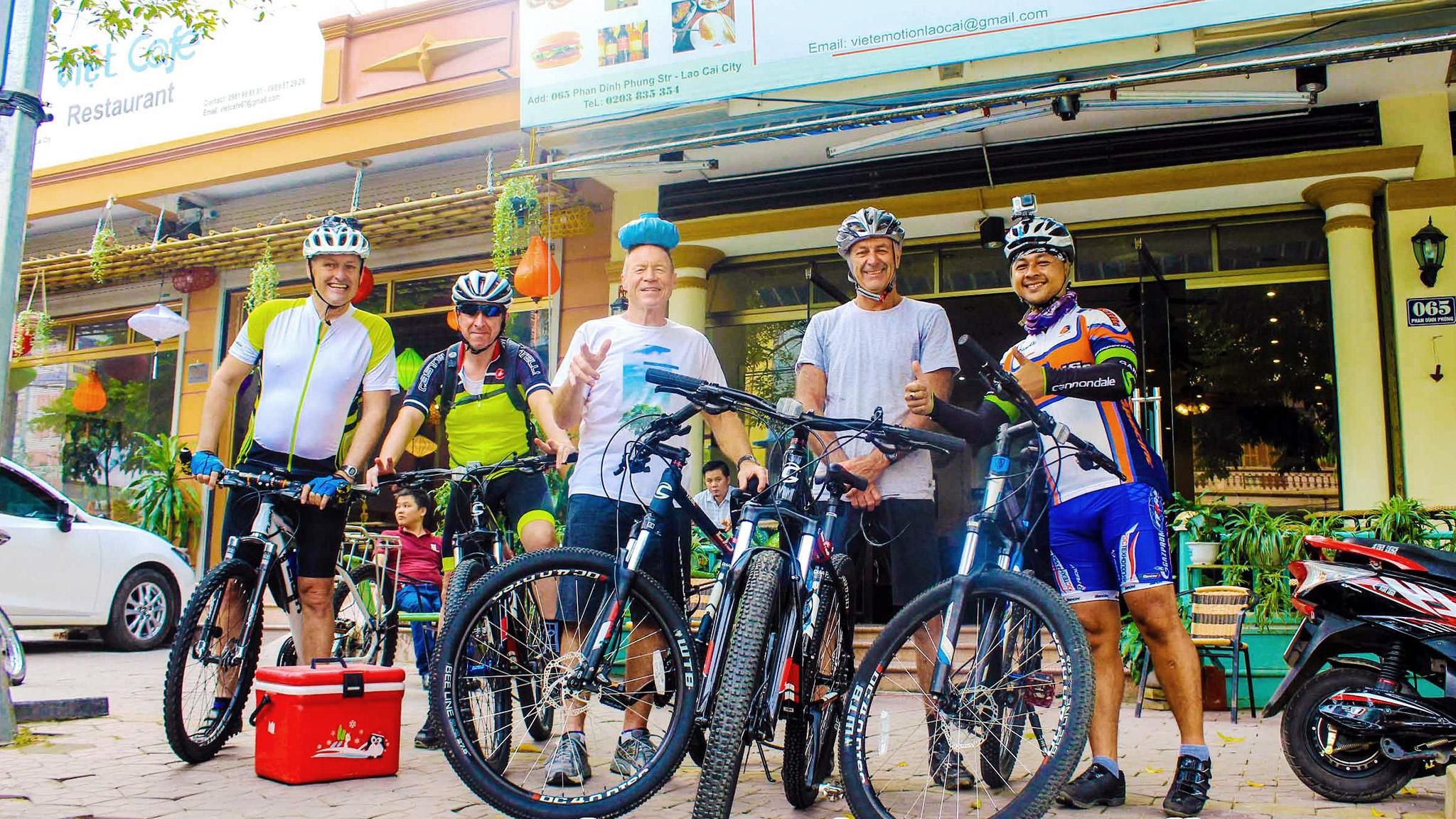 SLOW CYCLING ADVENTURES THROUGH NORTHERN VIETNAM