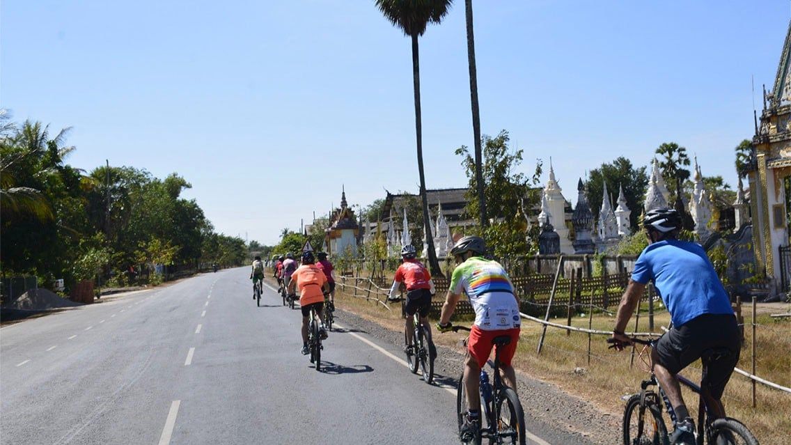 MEKONG RIVER CYCLING JOURNEY THROUGH LAOS