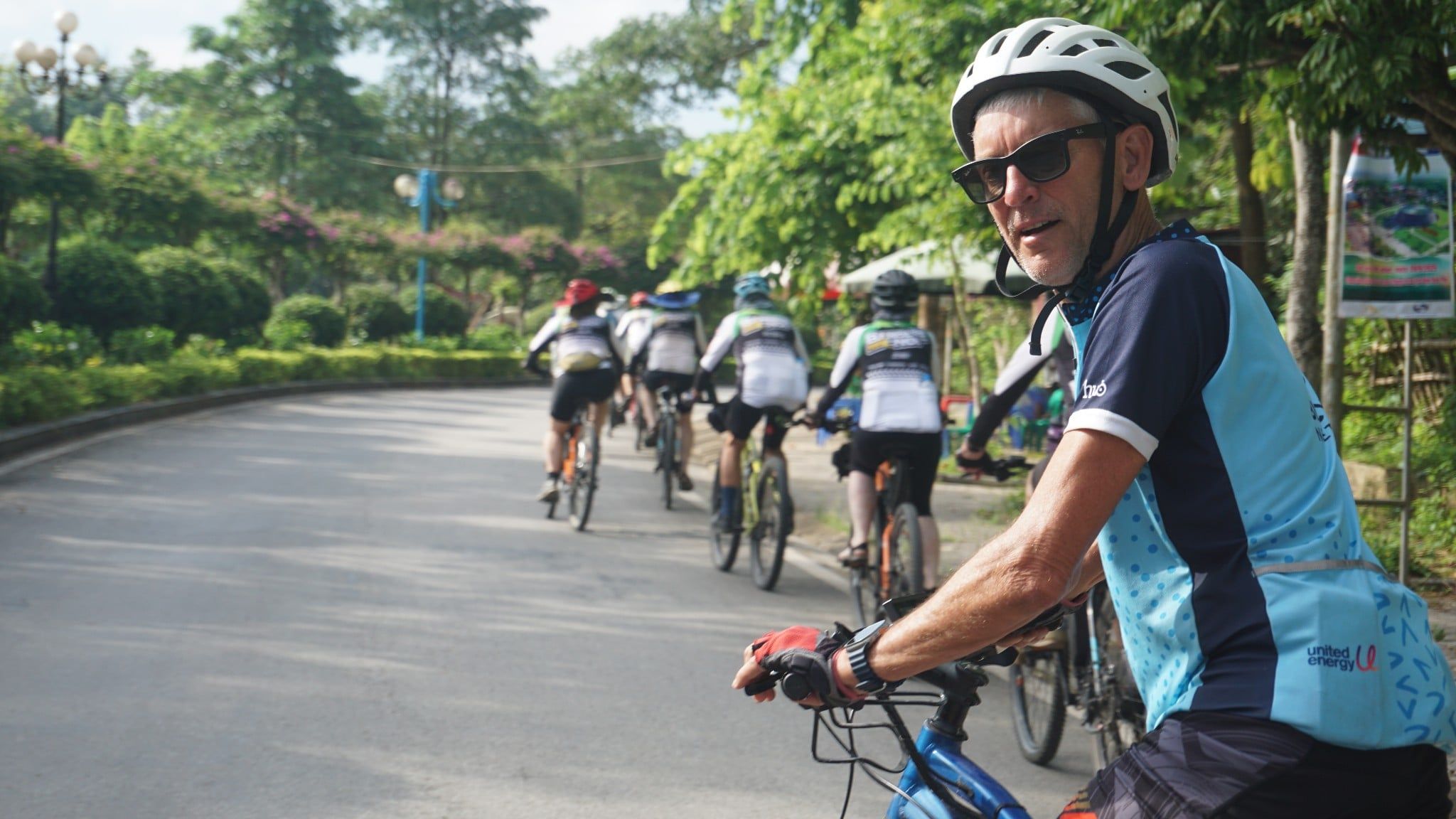 VIETNAM MOUNTAIN CYCLING ADVENTURE TOGETHER