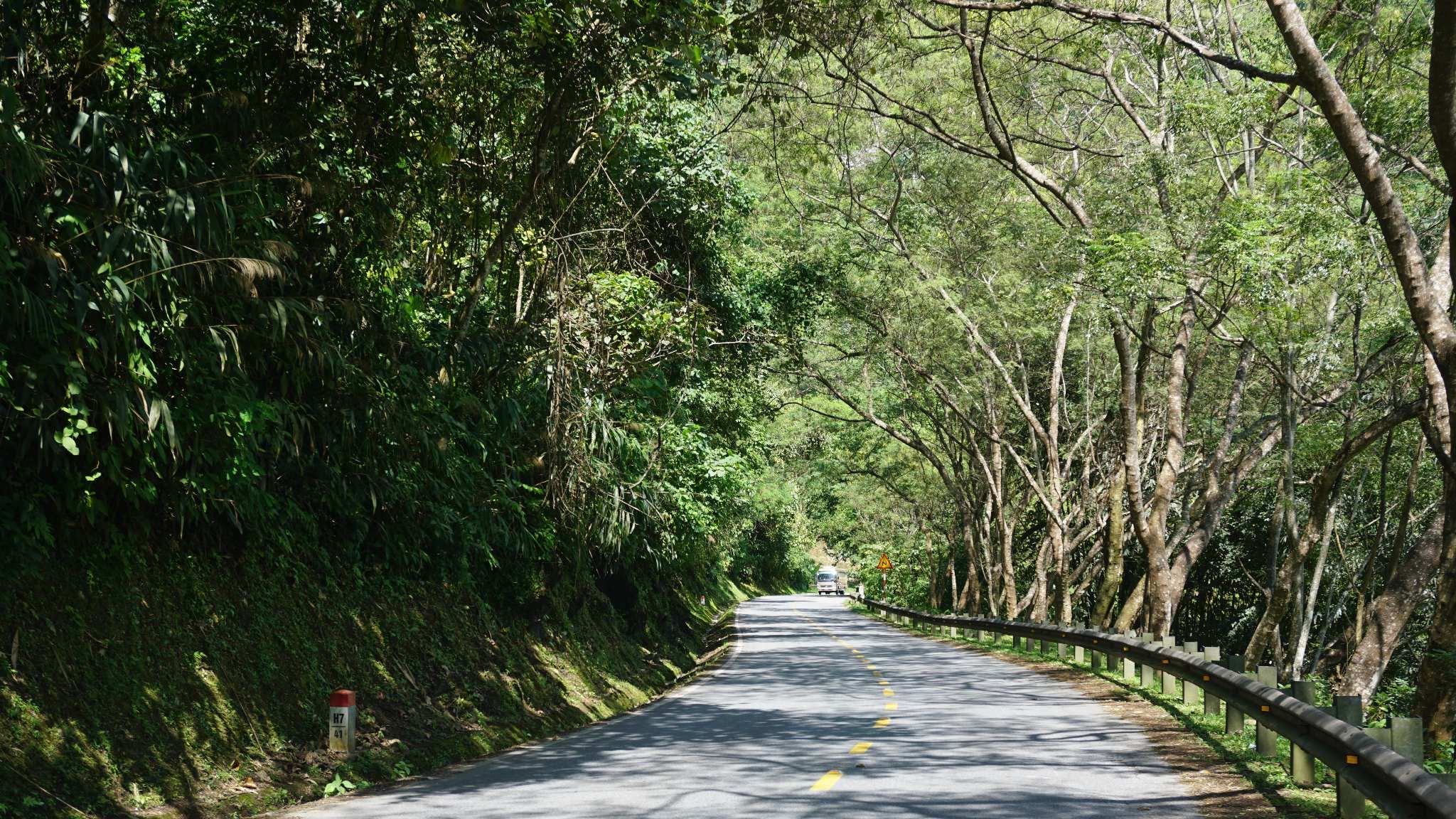 VIETNAM CYCLING JOURNEY THROUGH LIMESTONE VALLEYS