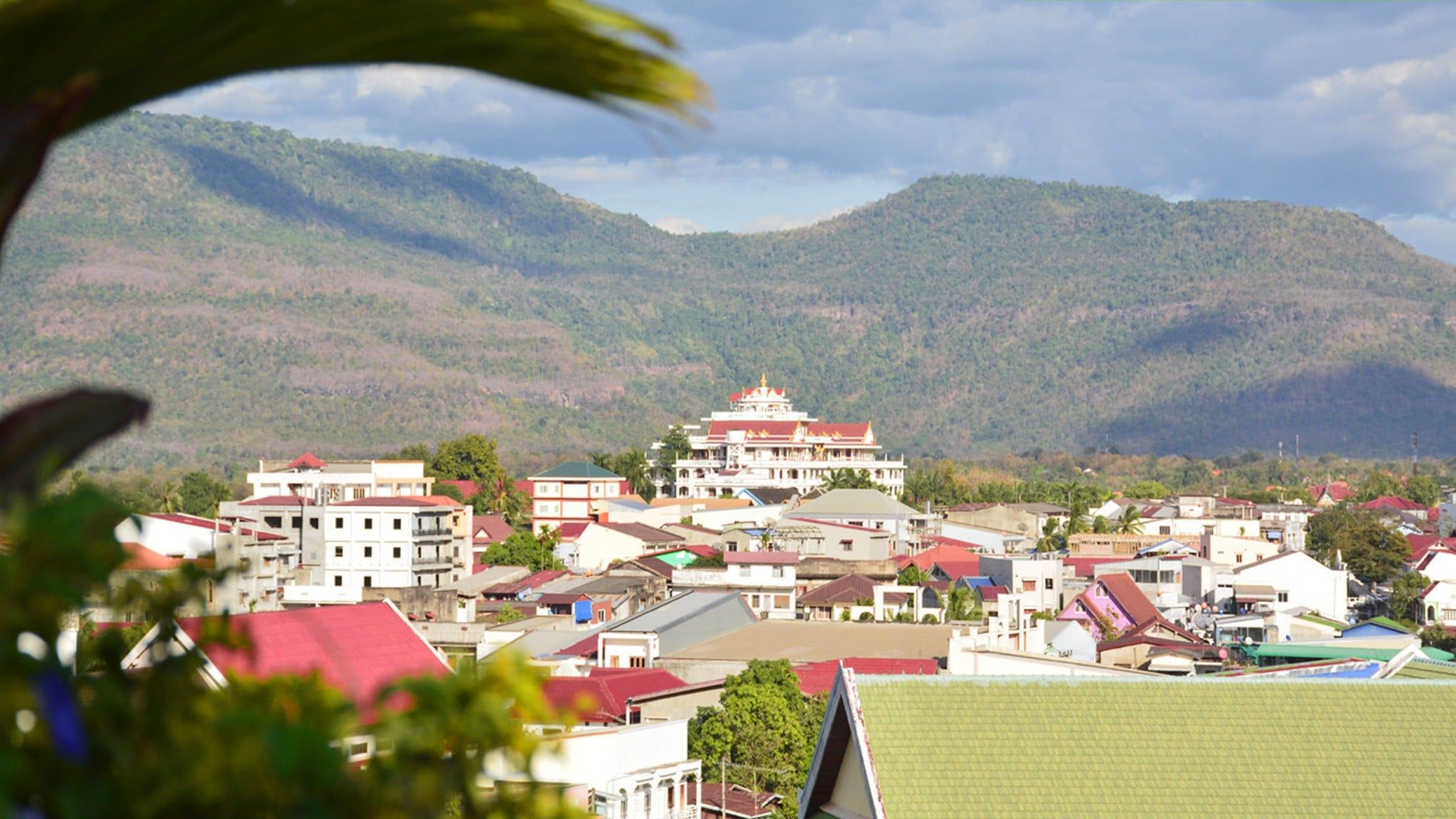 LAOS CYCLING JOURNEY ALONG THE MEKONG RIVER