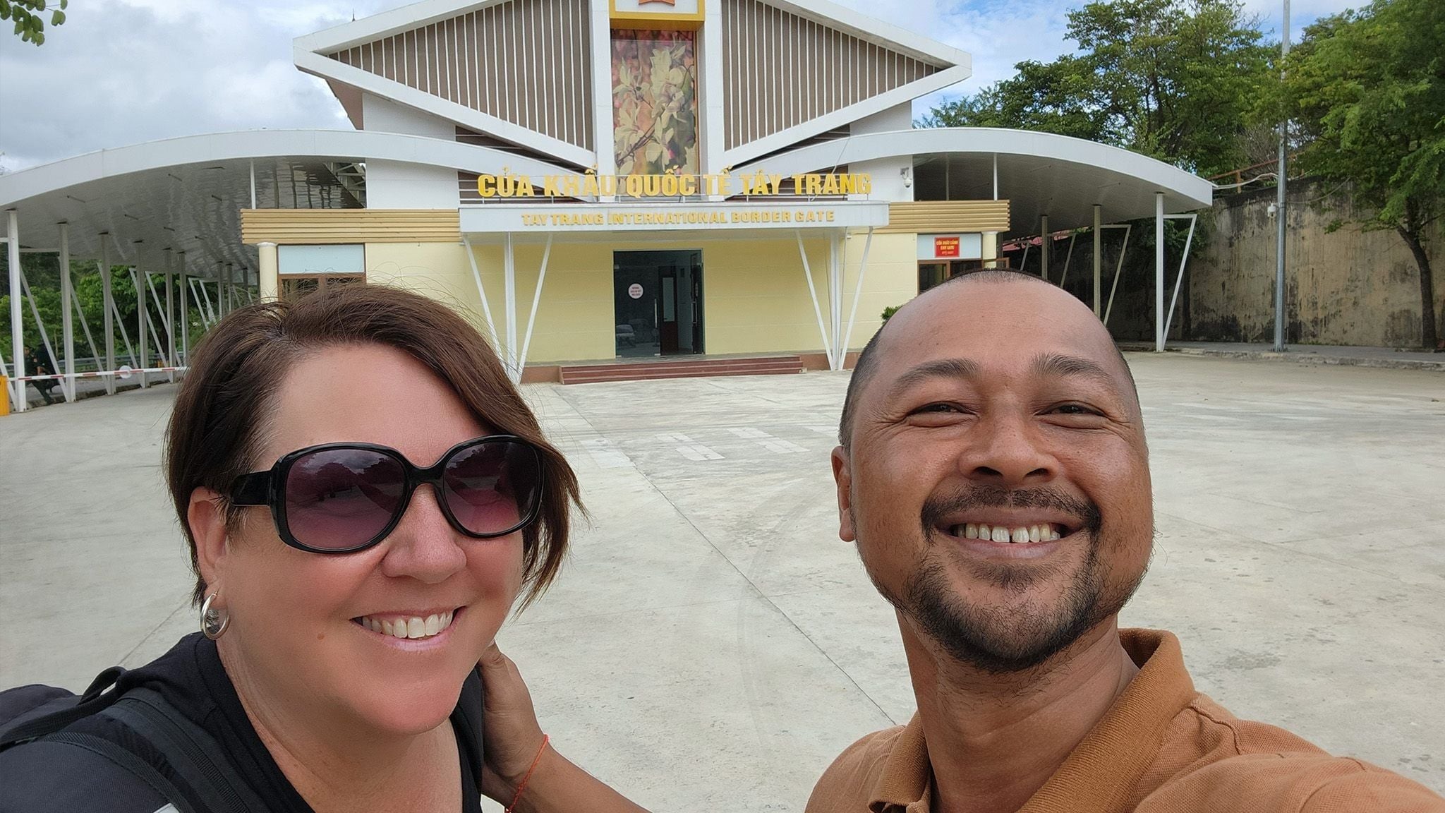 BICYCLE TOUR FROM BANGKOK TO VIETNAM BY RIVER