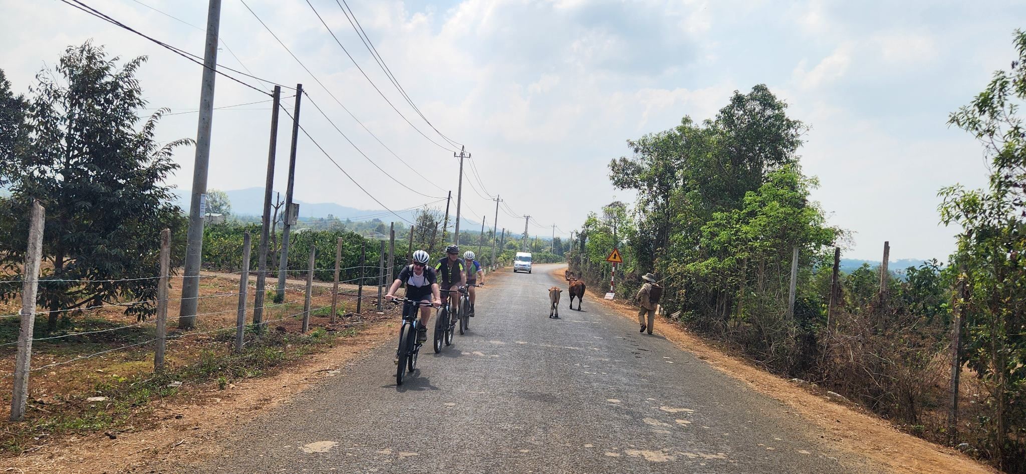 NORTH VIETNAM CYCLING JOURNEY OF CONNECTION