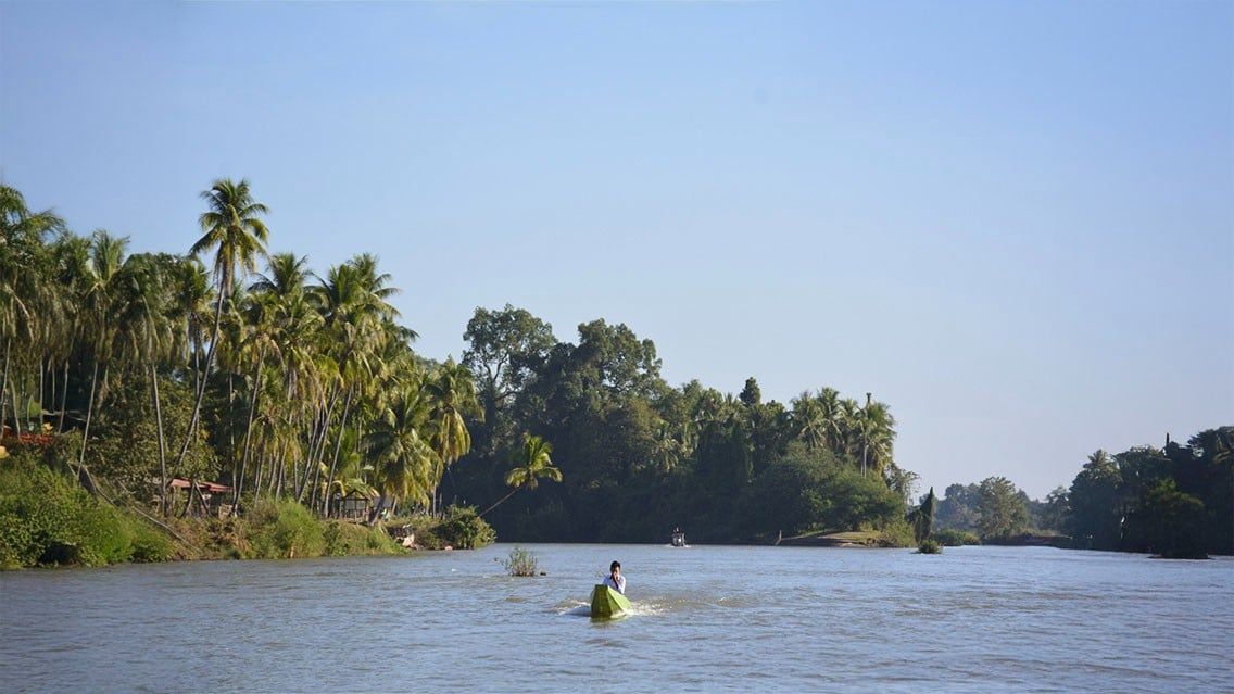 MEKONG RIVER CYCLING JOURNEY THROUGH LAOS