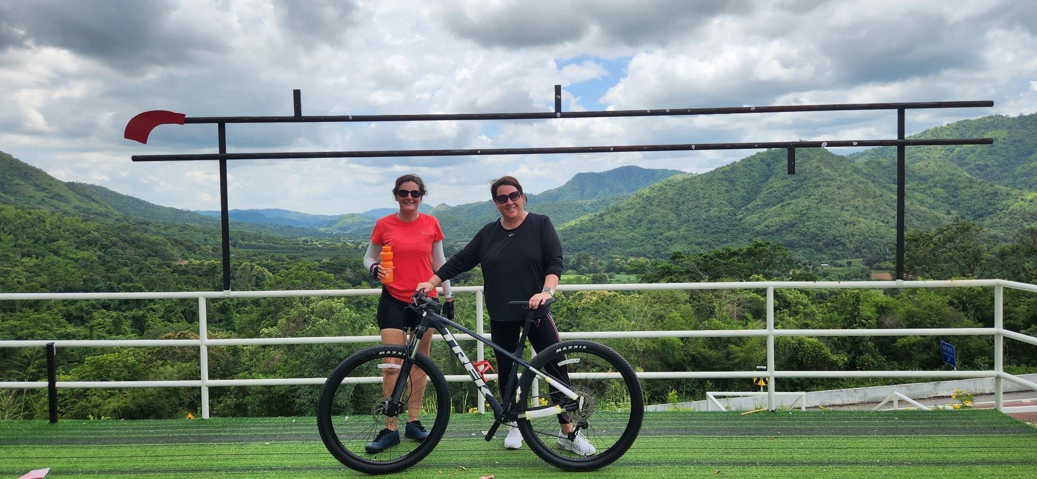 CLIMBING TOGETHER AND FINDING JOY IN EVERY VIEW