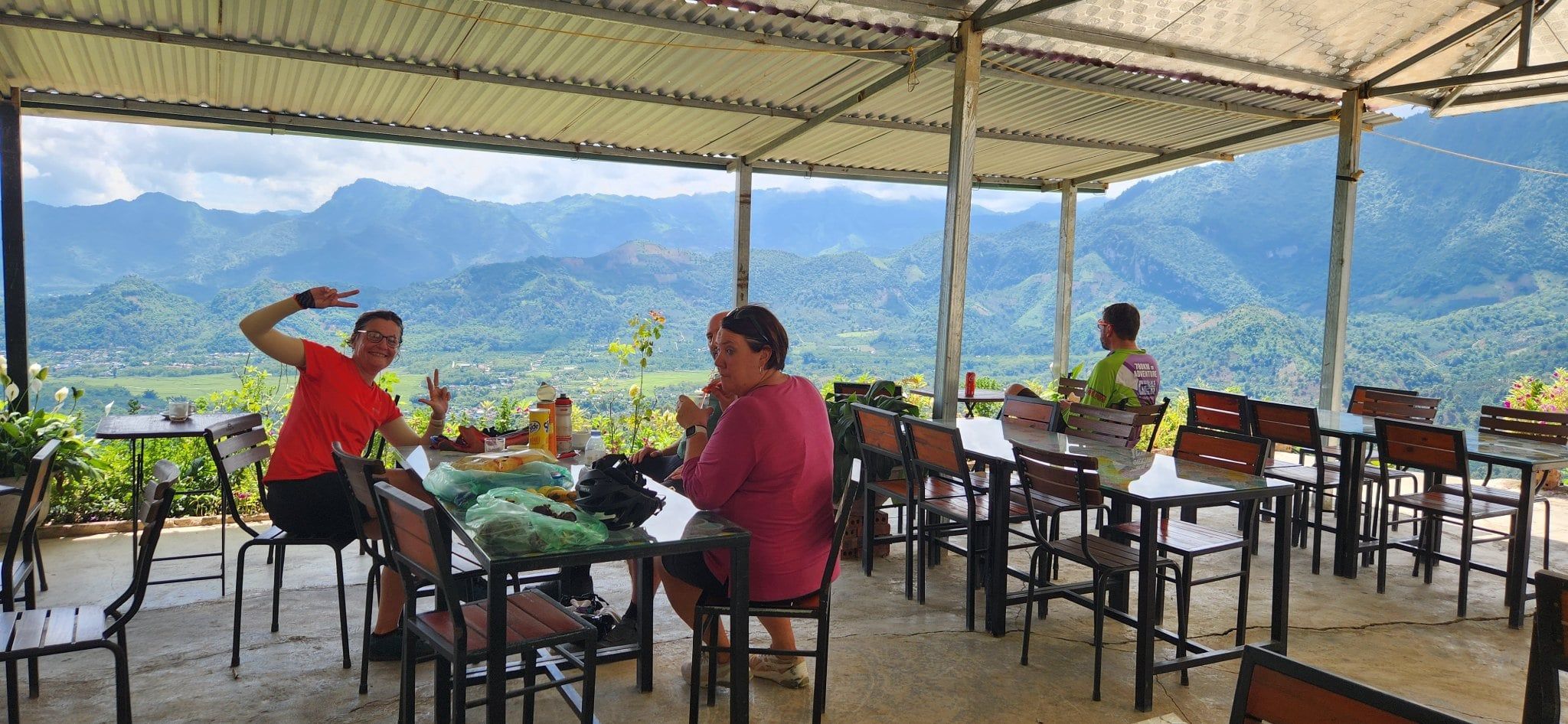 CYCLE FROM BANGKOK TO VIETNAM THROUGH CULTURE AND LANDSCAPES