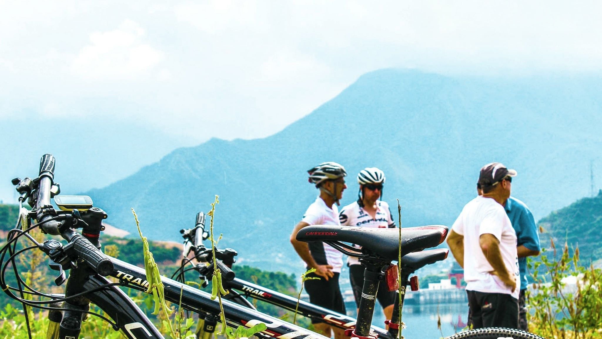 CYCLING SLOWLY THROUGH NORTHERN VIETNAM TOGETHER