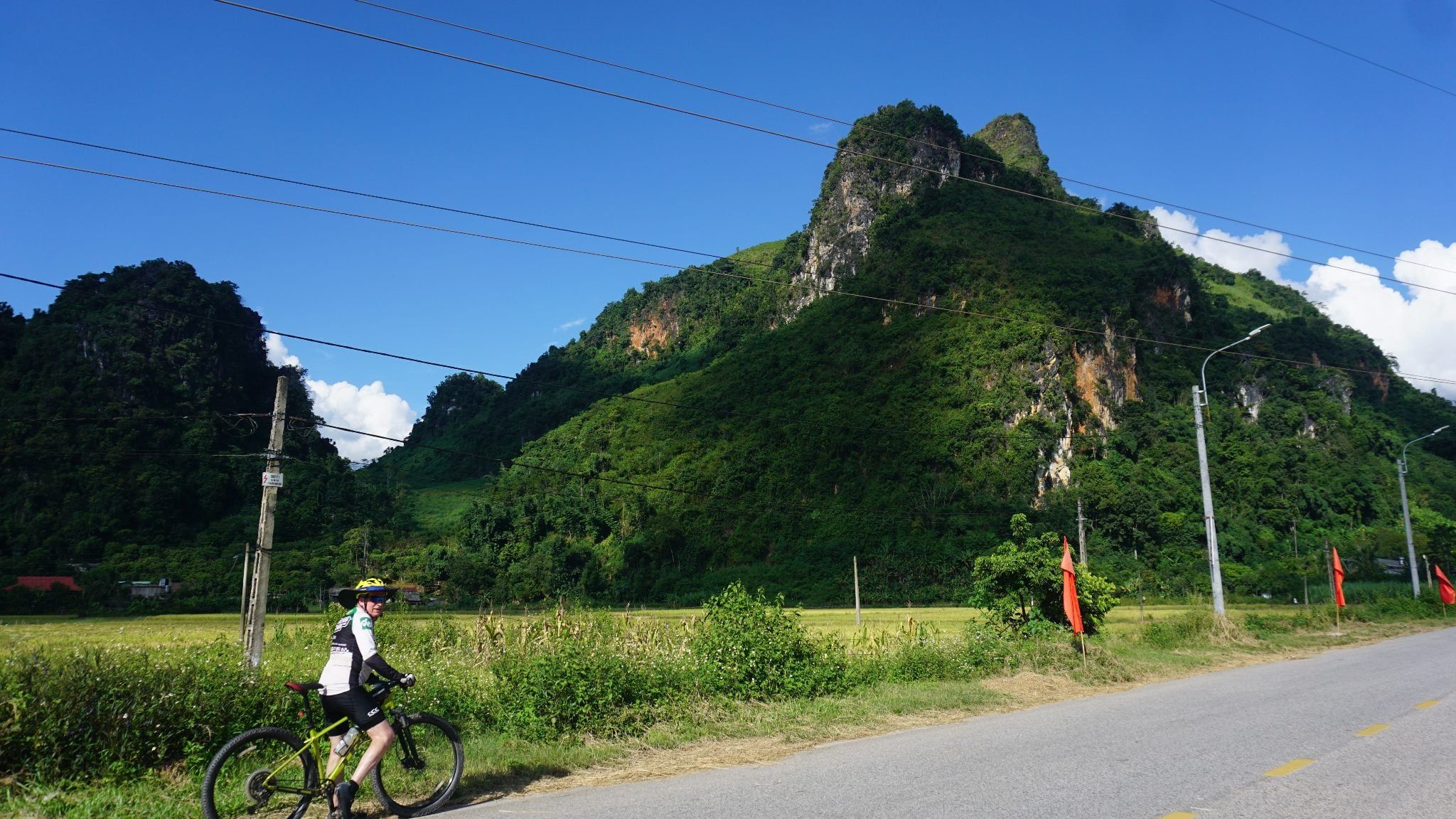 VIETNAM CYCLING JOURNEY THROUGH LIMESTONE VALLEYS