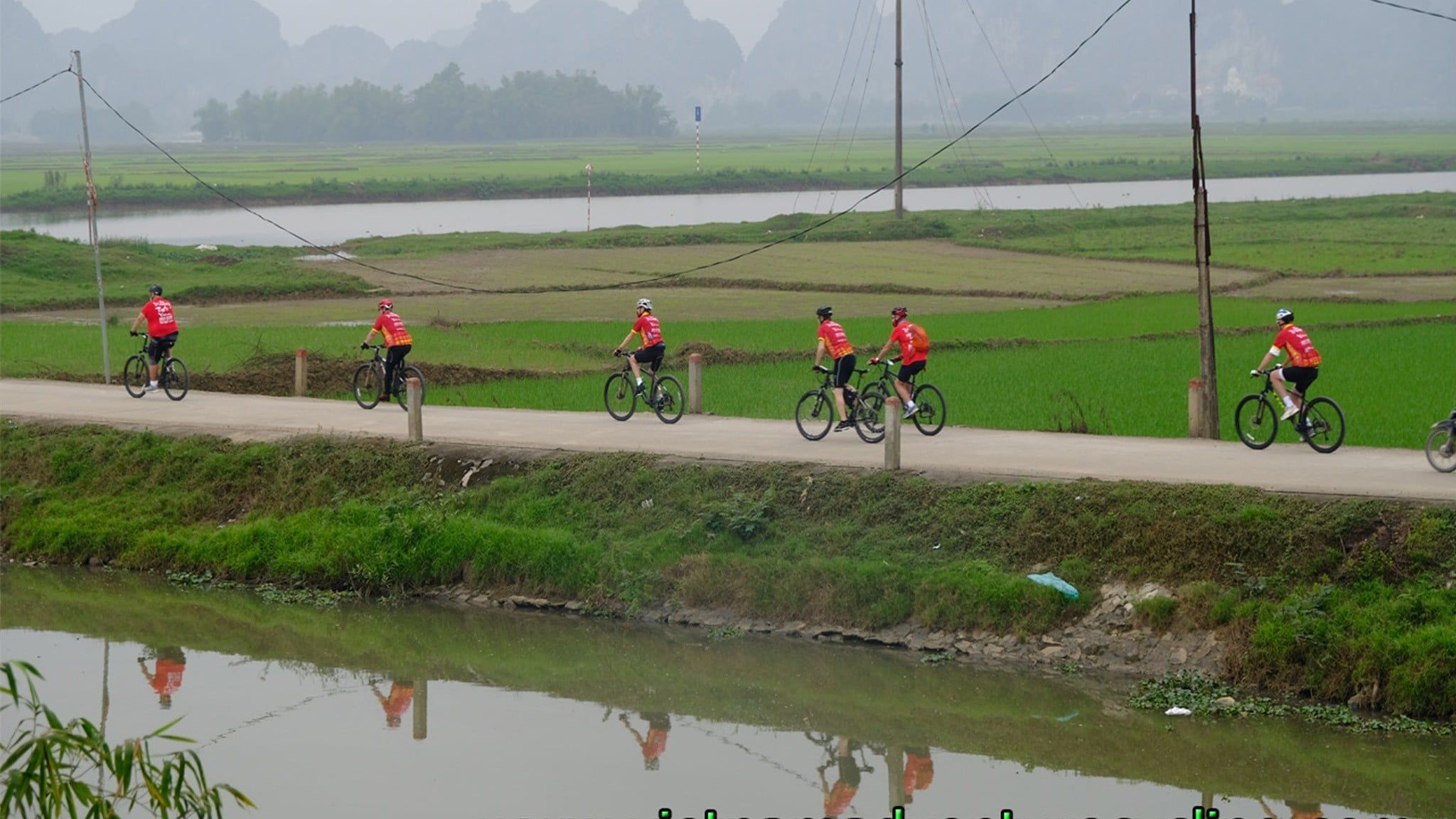 CYCLING SLOWLY FROM BANGKOK TOWARD HANOI TOGETHER