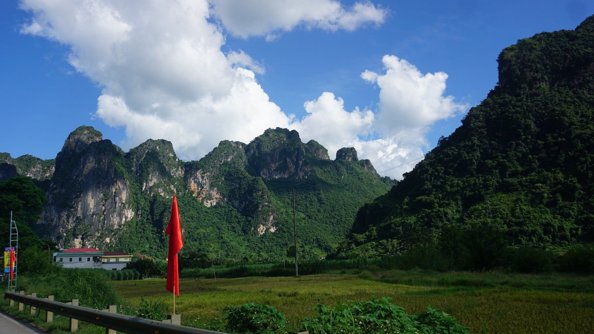 VIETNAM CYCLING JOURNEY THROUGH LIMESTONE VALLEYS