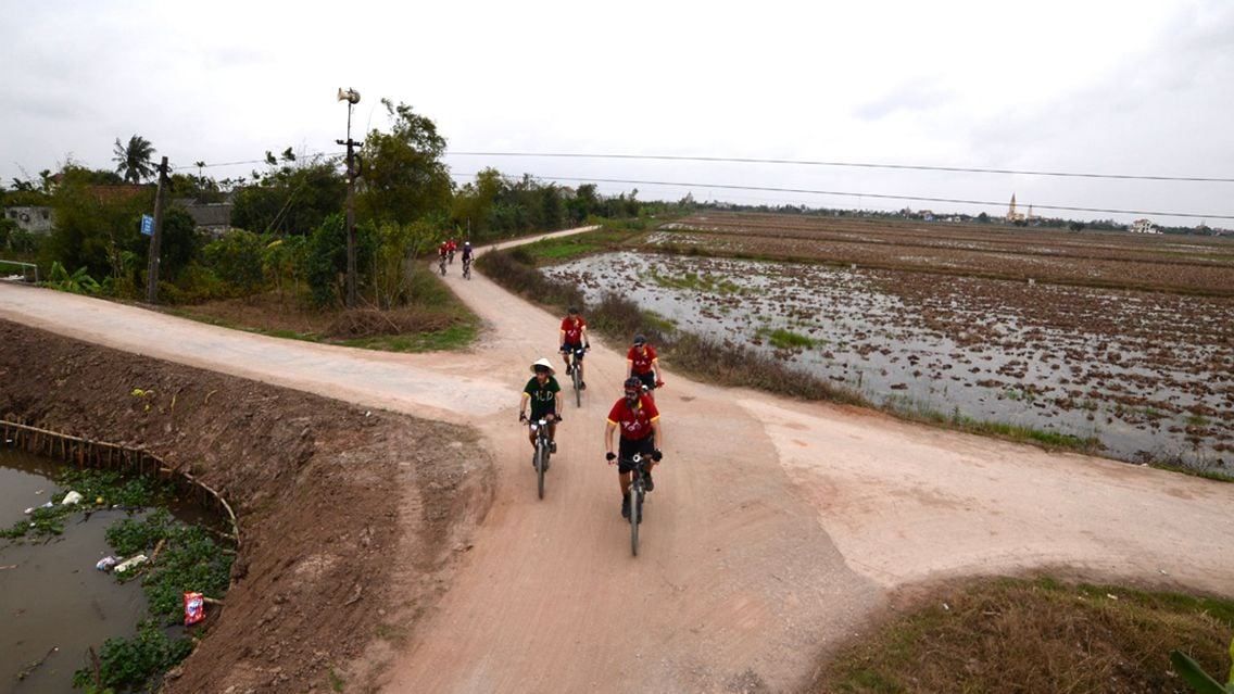 RIDE THE DRAGON: A SLOW CYCLING JOURNEY THROUGH VIETNAM