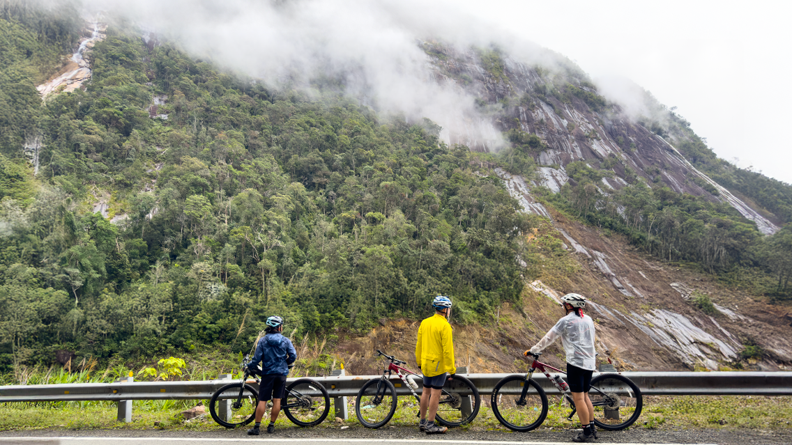 CYCLING THROUGH VIETNAM’S GREEN FIELDS AND COAST
