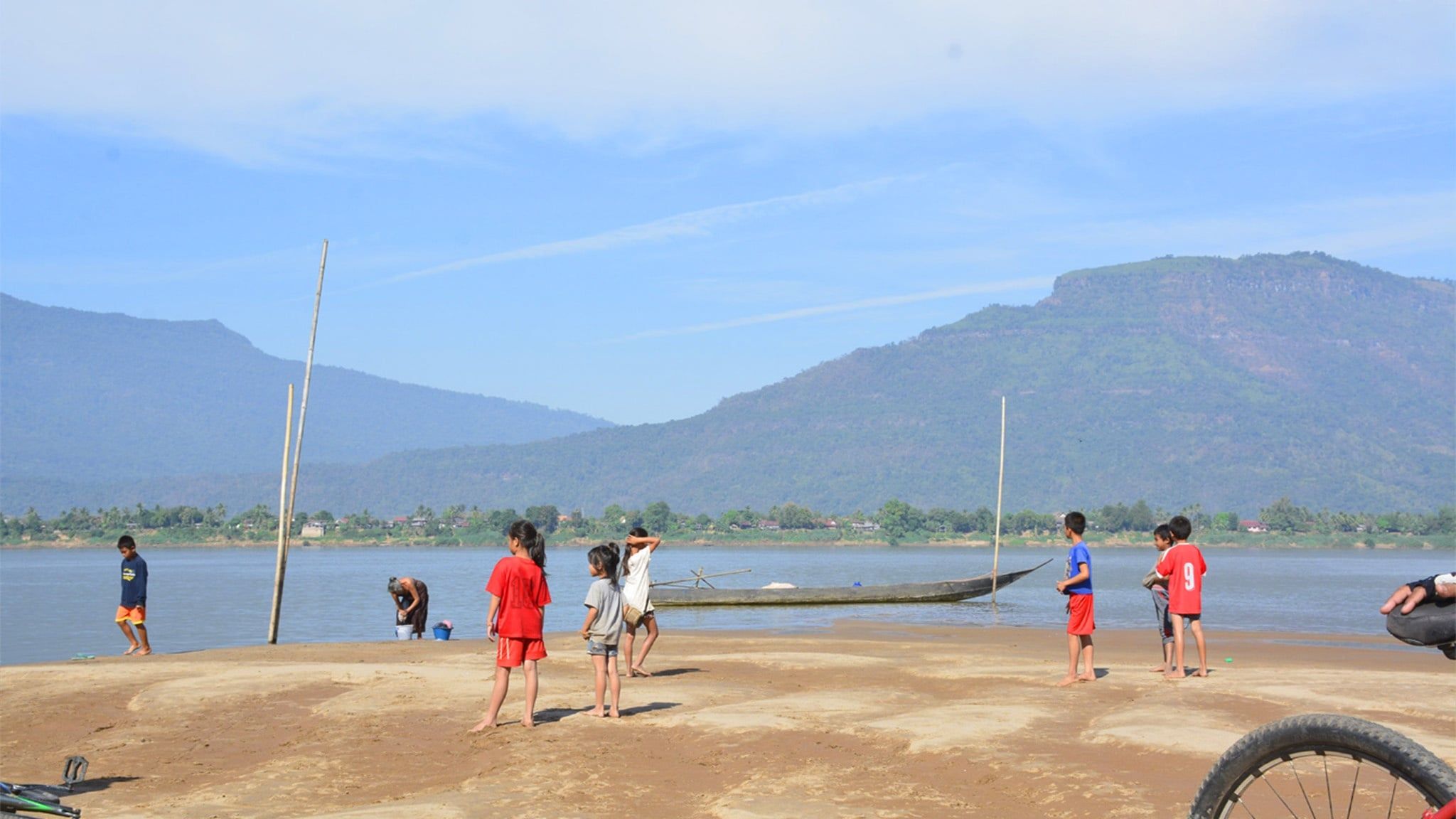 LAOS CYCLING JOURNEY ALONG THE MEKONG RIVER