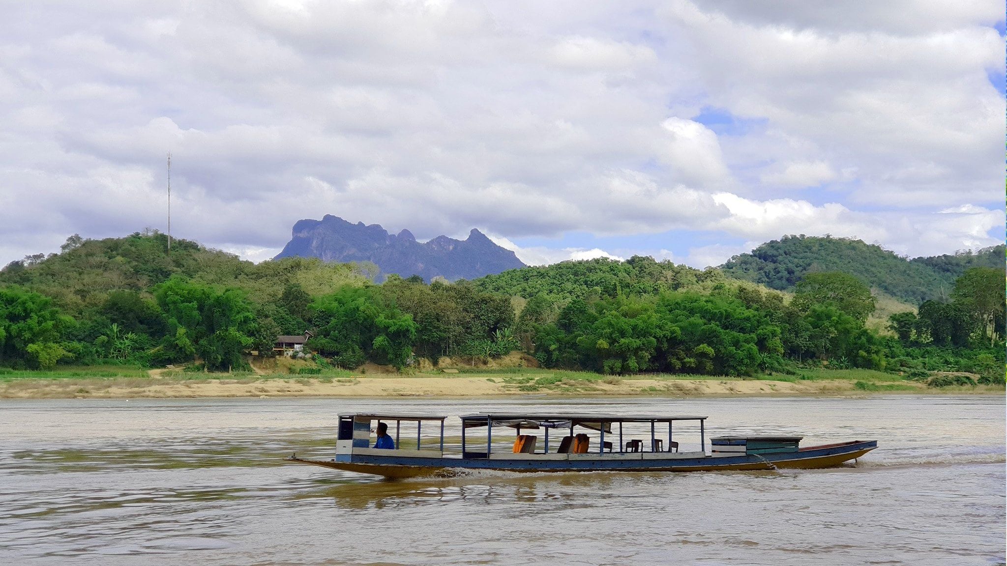 SLOW CYCLING ADVENTURES AND HUMAN CONNECTIONS IN VIETNAM