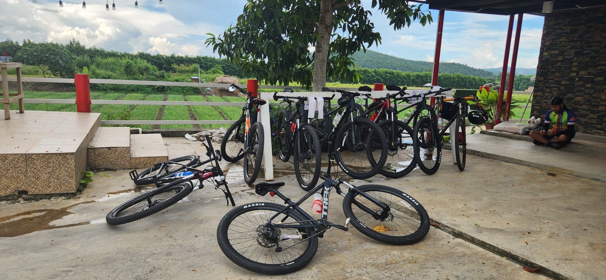 FINDING CONNECTION ON A BICYCLE TOUR FROM BANGKOK TO HANOI