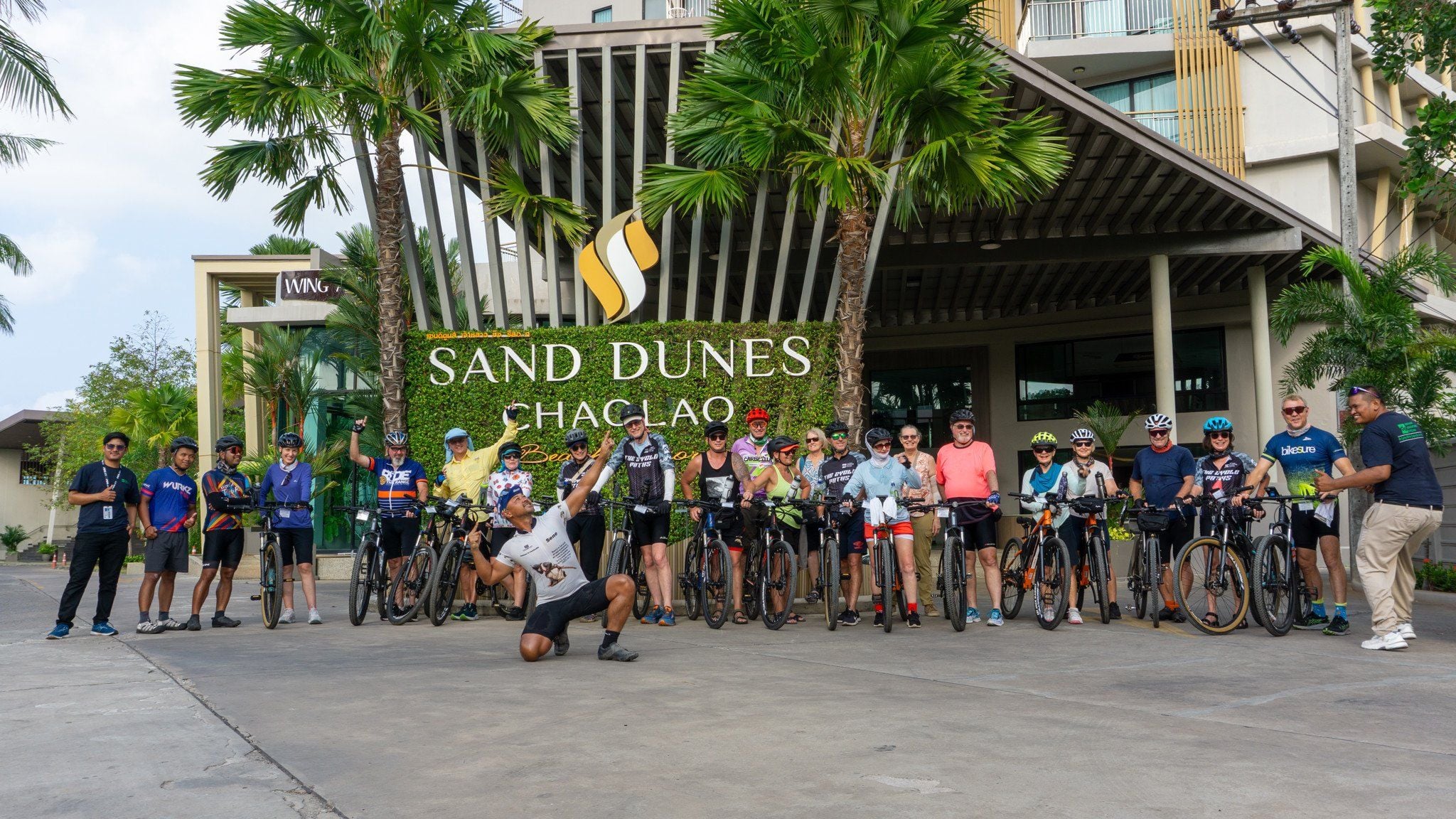 VILLAGE MARKETS AND MORNING MEALS: WHAT CYCLISTS EAT BEFORE THE RIDE