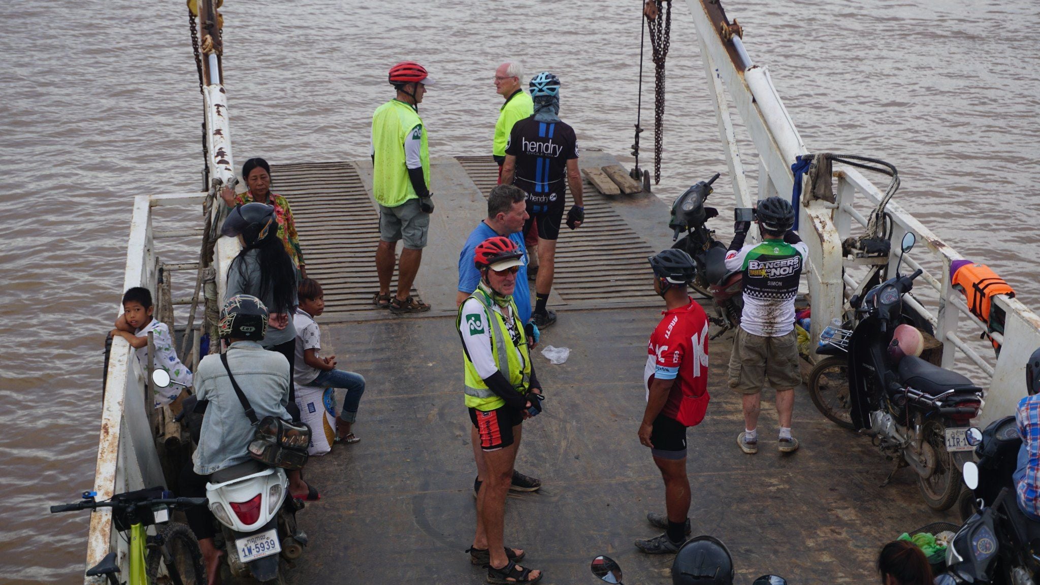 MUDDY ROADS, BIG SMILES: EMBRACING THE CHALLENGES THAT BRING CYCLISTS CLOSER