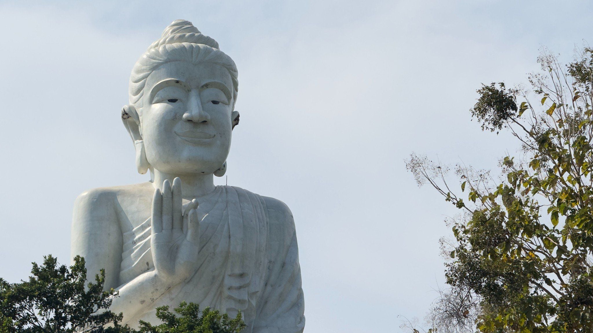 HIDDEN COASTLINES & JUNGLE TRAILS: CYCLING SOUTHERN THAILAND’S SECLUDED ODYSSEY