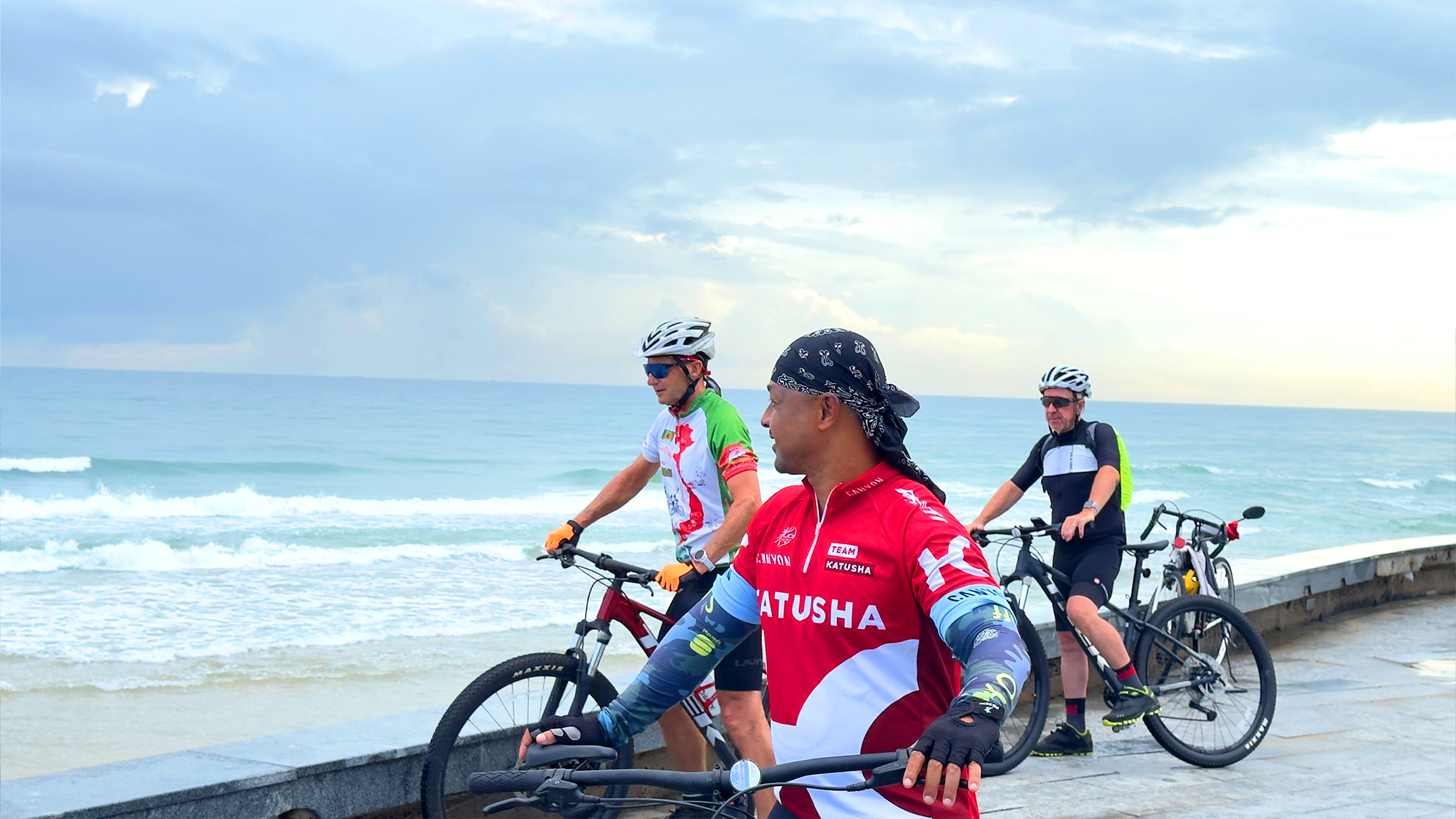 A CULINARY RIDE THROUGH VIETNAM’S CENTRAL COAST