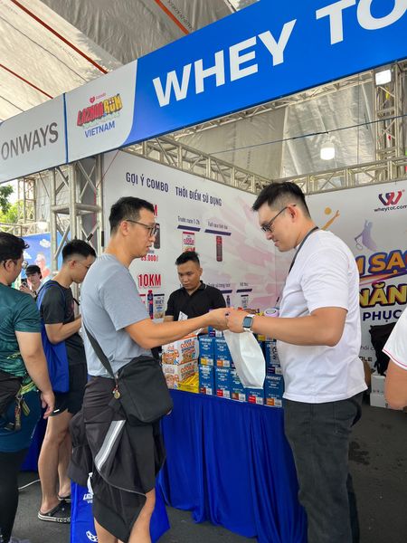 Whey Tốt đồng hành cùng Lazada Run 2025
