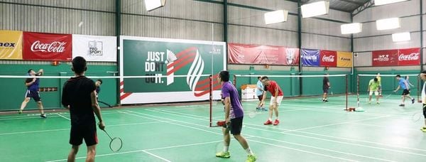 Sân cầu lông 291 nằm ngay trung tâm Quận 10 thuận tiện