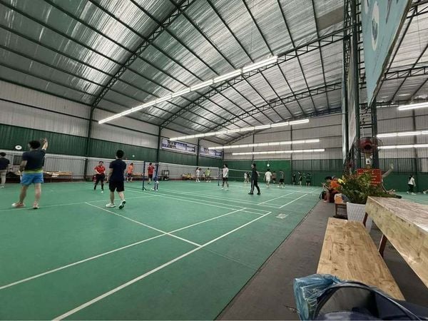 Sân cầu lông T19 là một trong các cụm sân lớn nhất tại Quận 10