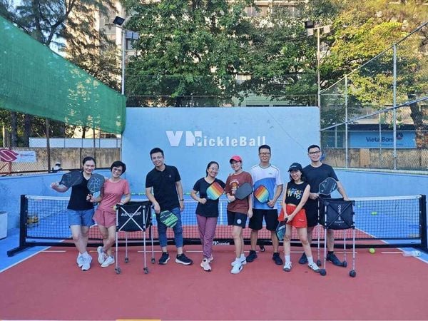 Sân Pickleball Hà Nội Bách Khoa ở trung tâm Hà Nội di chuyển tiện lợi