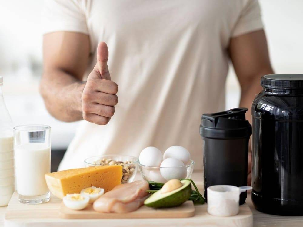 Dinh dưỡng là nền tảng quan trọng để xây dựng cơ bắp