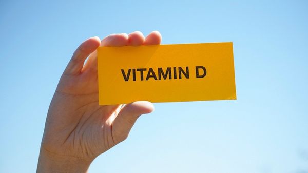 Vitamin D hỗ trợ quá trình hấp thu canxi