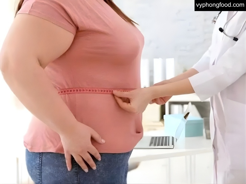 Cup of South African rooibos tea with teabags and a Vietnamese guide overlay, caffeine-free herbal tea, new research highlights, benefits, and easy brewing tips from vyphongfood.com (African Dawn).