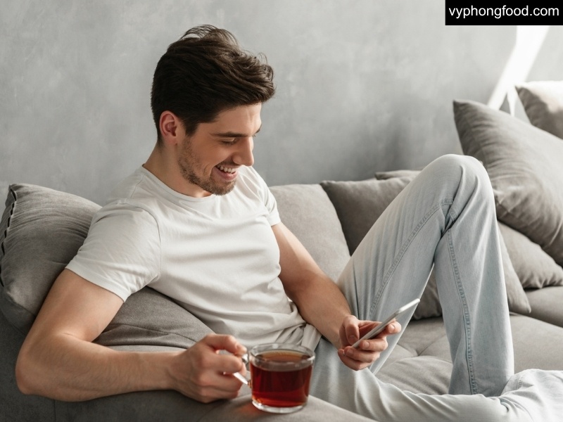 National beverage survey shows South African Rooibos Tea leading men’s choices—caffeine-free, antioxidant-rich herbal tea that supports relaxation and better sleep.    vyphongfood.com is the official importer of South African Rooibos Tea in teabag form under the African Dawn brand, the leading herbal tea for better sleep.