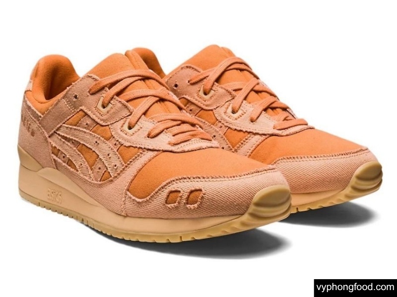 Amber-red garments dyed with South African Rooibos tea, illustrating sustainable fashion and eco-friendly natural dyeing with biodegradable, low-impact plant-based pigments.