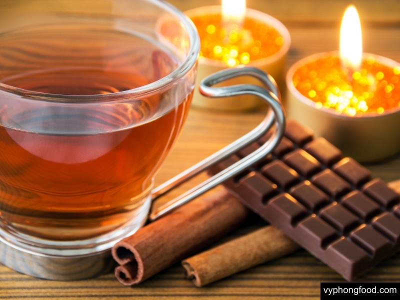 Easter indulgence with South African Rooibos tea paired with chocolate. A caffeine-free herbal tea rich in antioxidants, perfect for desserts and health benefits.