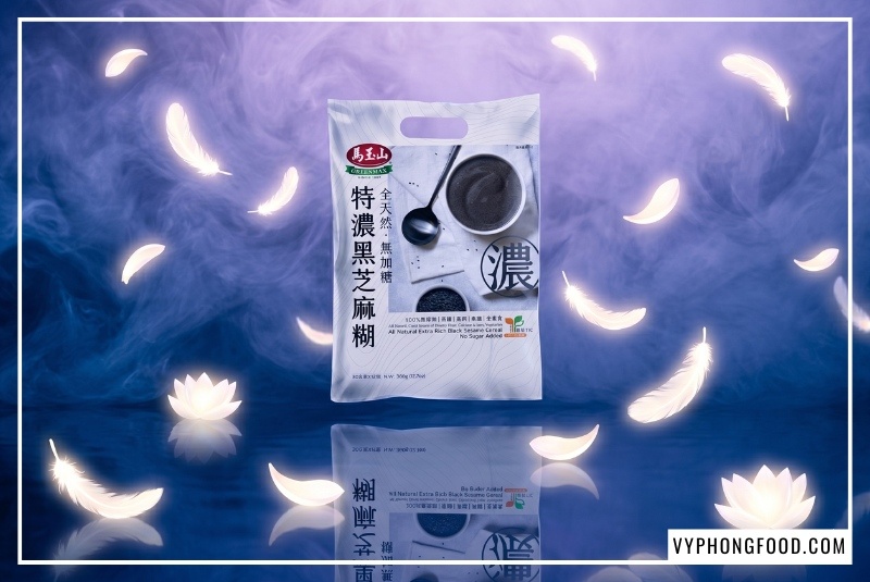 Mẹ bầu thưởng thức ly bột ngũ cốc dinh dưỡng từ mè đen Greenmax ấm nóng trước khi ngủ để phát huy công dụng của bột mè đen giúp an thần, ngủ ngon và giúp bổ máu trong thai kỳ.