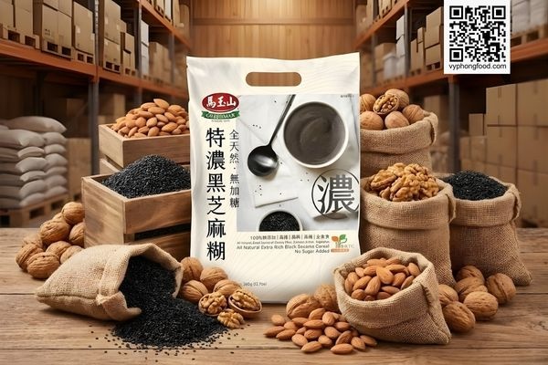 Túi Bột ngũ cốc dinh dưỡng mè đen Greenmax Đài Loan đặt trước kho nguyên liệu mè đen, hạt óc chó và hạnh nhân tự nhiên. Sản phẩm ngũ cốc dinh dưỡng không đường, giàu Omega-3 tốt cho người ăn chay và ăn kiêng.