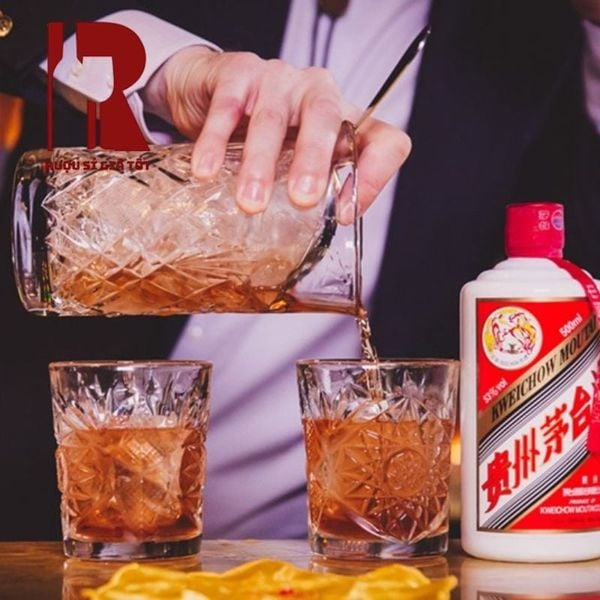 Hướng Dẫn Cách Uống Rượu Mao Đài Đúng Điệu