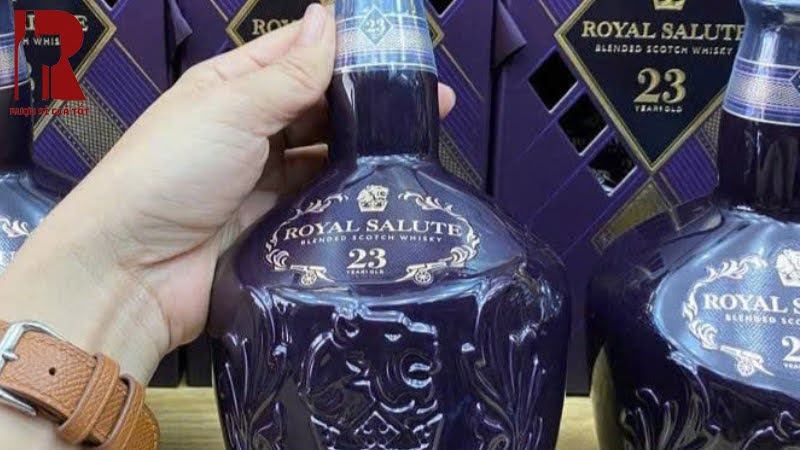Mua Chivas 23 ở đâu
