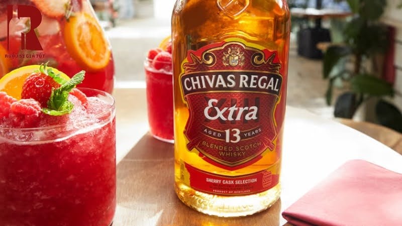 Rượu Chivas 13
