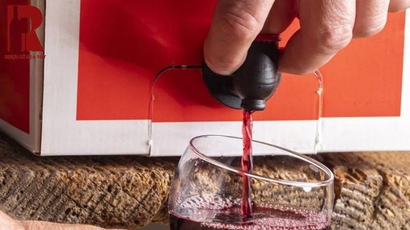 Rượu vang bịch là gì